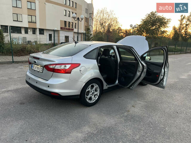 Сірий Форд Фокус, об'ємом двигуна 2 л та пробігом 250 тис. км за 5550 $, фото 28 на Automoto.ua
