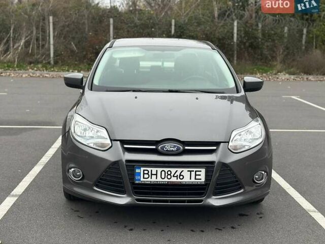 Серый Форд Фокус, объемом двигателя 2.01 л и пробегом 227 тыс. км за 6250 $, фото 5 на Automoto.ua