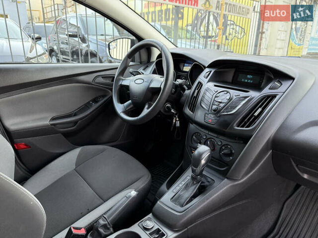 Серый Форд Фокус, объемом двигателя 2 л и пробегом 135 тыс. км за 7499 $, фото 33 на Automoto.ua