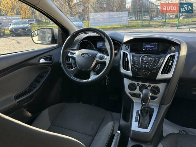 Серый Форд Фокус, объемом двигателя 2 л и пробегом 189 тыс. км за 8200 $, фото 25 на Automoto.ua