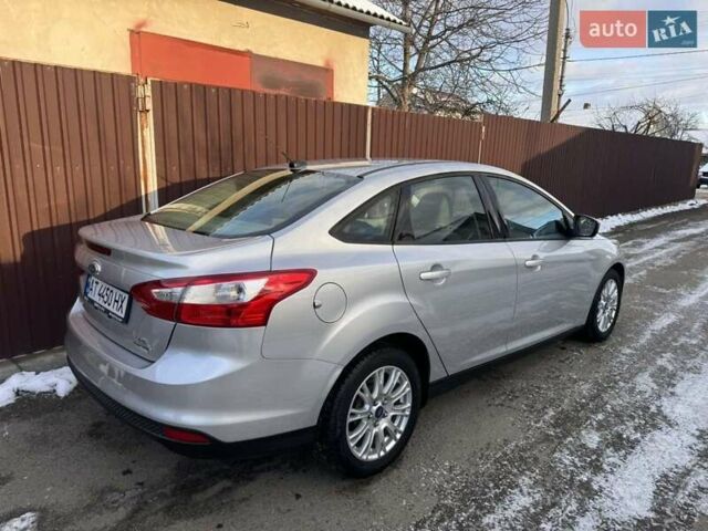 Сірий Форд Фокус, об'ємом двигуна 2 л та пробігом 218 тис. км за 6600 $, фото 19 на Automoto.ua