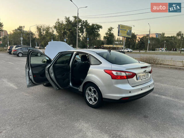 Сірий Форд Фокус, об'ємом двигуна 2 л та пробігом 250 тис. км за 5550 $, фото 30 на Automoto.ua