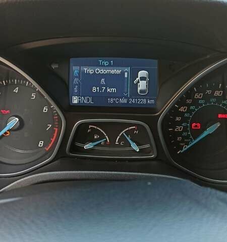 Сірий Форд Фокус, об'ємом двигуна 2 л та пробігом 241 тис. км за 6650 $, фото 22 на Automoto.ua