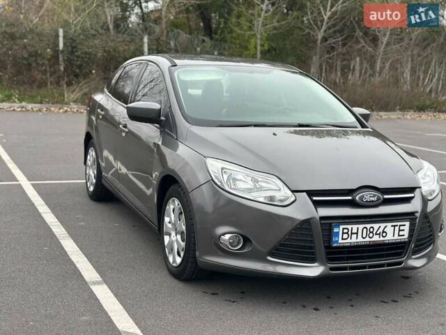 Серый Форд Фокус, объемом двигателя 2.01 л и пробегом 227 тыс. км за 6250 $, фото 1 на Automoto.ua