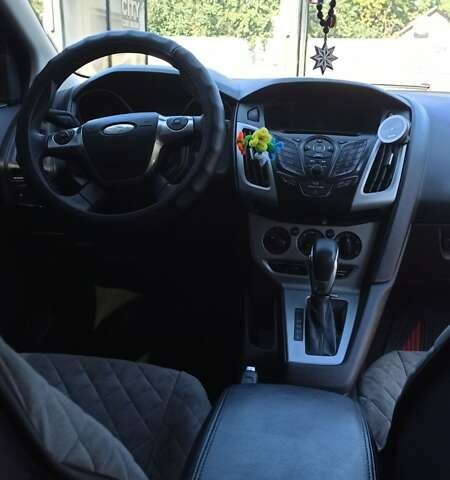 Сірий Форд Фокус, об'ємом двигуна 2 л та пробігом 241 тис. км за 6650 $, фото 1 на Automoto.ua