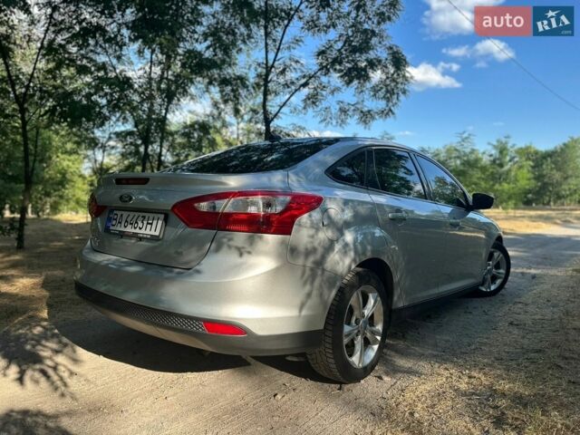Сірий Форд Фокус, об'ємом двигуна 2 л та пробігом 181 тис. км за 7000 $, фото 3 на Automoto.ua