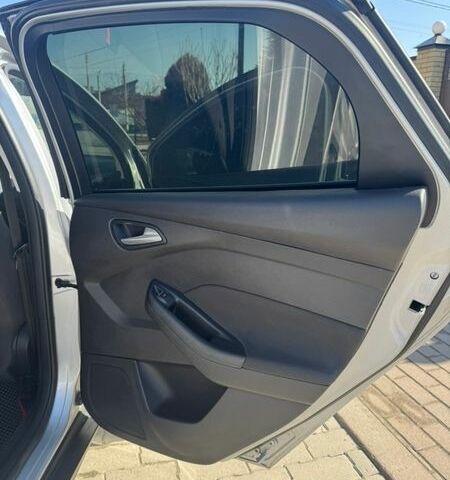 Серый Форд Фокус, объемом двигателя 2 л и пробегом 260 тыс. км за 7200 $, фото 11 на Automoto.ua