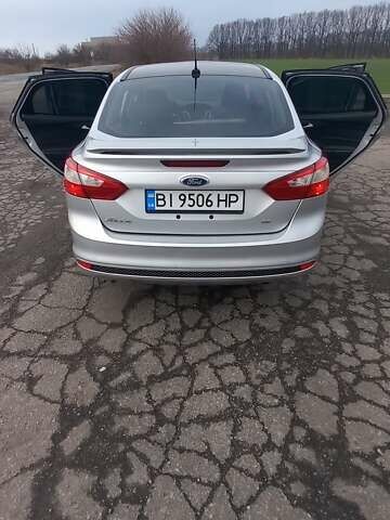 Сірий Форд Фокус, об'ємом двигуна 2 л та пробігом 252 тис. км за 7100 $, фото 2 на Automoto.ua