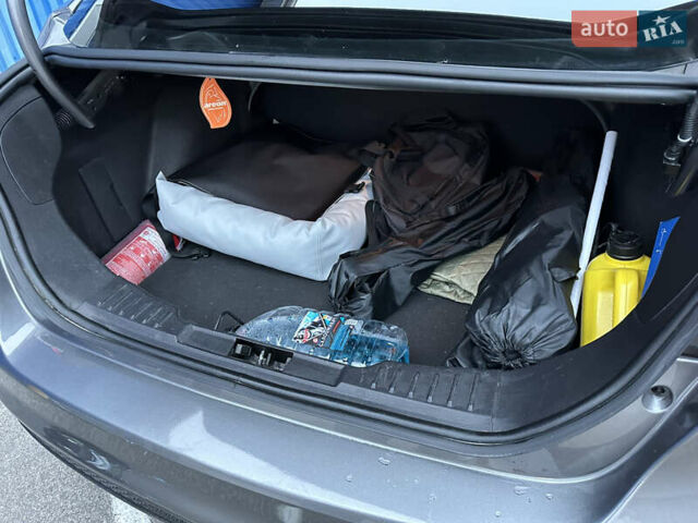Сірий Форд Фокус, об'ємом двигуна 2 л та пробігом 231 тис. км за 6700 $, фото 8 на Automoto.ua
