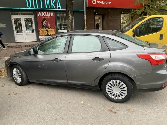 Серый Форд Фокус, объемом двигателя 2 л и пробегом 160 тыс. км за 5800 $, фото 4 на Automoto.ua