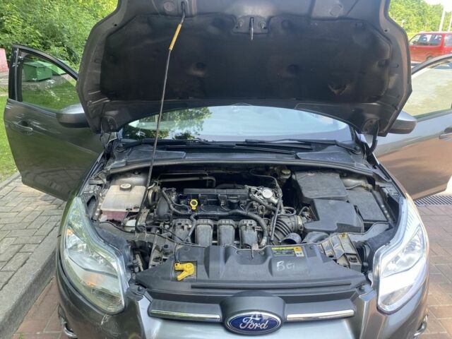 Серый Форд Фокус, объемом двигателя 2 л и пробегом 227 тыс. км за 6000 $, фото 10 на Automoto.ua