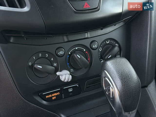 Сірий Форд Фокус, об'ємом двигуна 2 л та пробігом 135 тис. км за 7900 $, фото 6 на Automoto.ua
