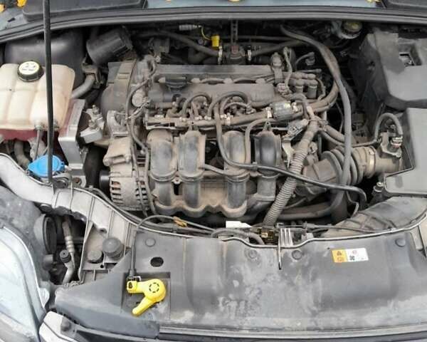 Серый Форд Фокус, объемом двигателя 1.6 л и пробегом 151 тыс. км за 7000 $, фото 1 на Automoto.ua