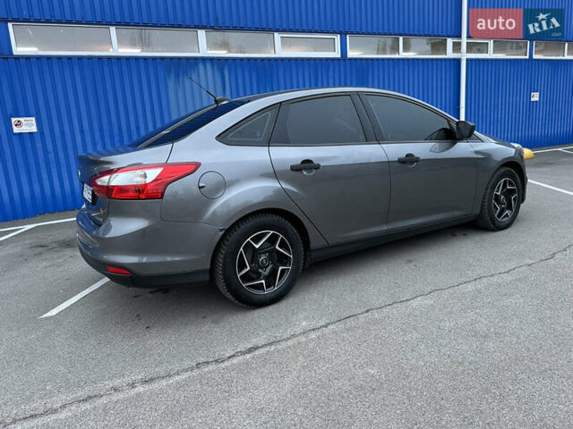 Сірий Форд Фокус, об'ємом двигуна 2 л та пробігом 231 тис. км за 6700 $, фото 6 на Automoto.ua