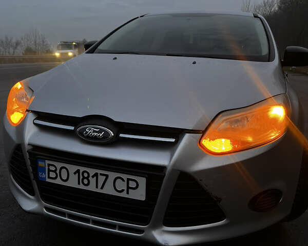 Сірий Форд Фокус, об'ємом двигуна 2 л та пробігом 157 тис. км за 5800 $, фото 3 на Automoto.ua