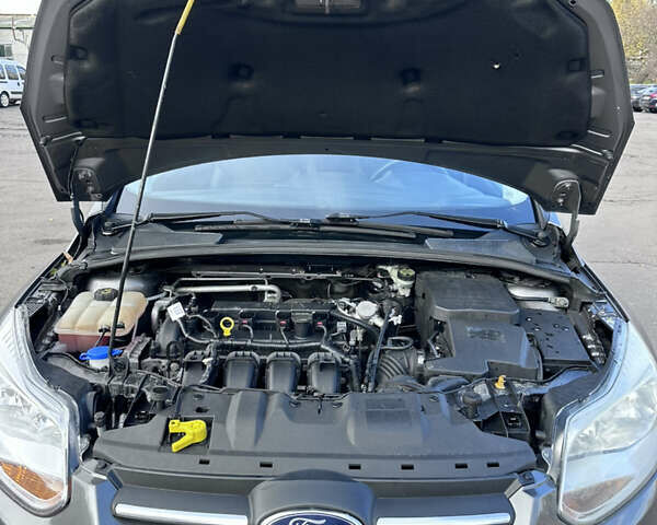 Форд Фокус 2013 в Киеве на Automoto.ua Серый Форд Фокус, объемом двигателя 2 л и пробегом 200 тыс. км за 6400 $, фото 28 на Automoto.ua