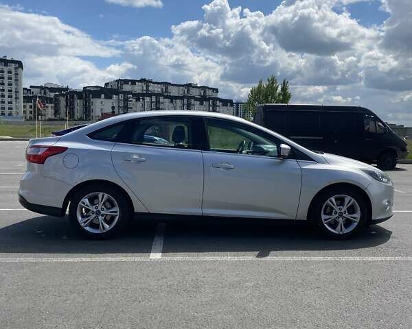 Сірий Форд Фокус, об'ємом двигуна 1 л та пробігом 148 тис. км за 7250 $, фото 5 на Automoto.ua