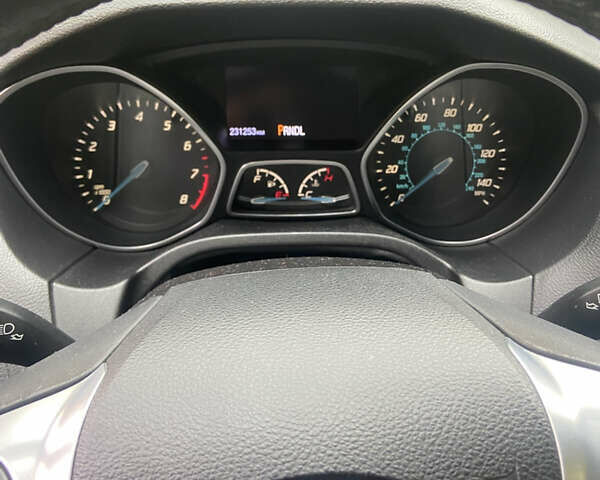 Форд Фокус 2013 в Киеве на Automoto.ua Серый Форд Фокус, объемом двигателя 2 л и пробегом 231 тыс. км за 6900 $, фото 14 на Automoto.ua