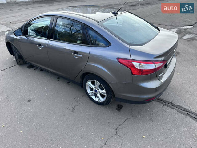 Форд Фокус 2013 в Киеве на Automoto.ua Серый Форд Фокус, объемом двигателя 2 л и пробегом 200 тыс. км за 6400 $, фото 37 на Automoto.ua