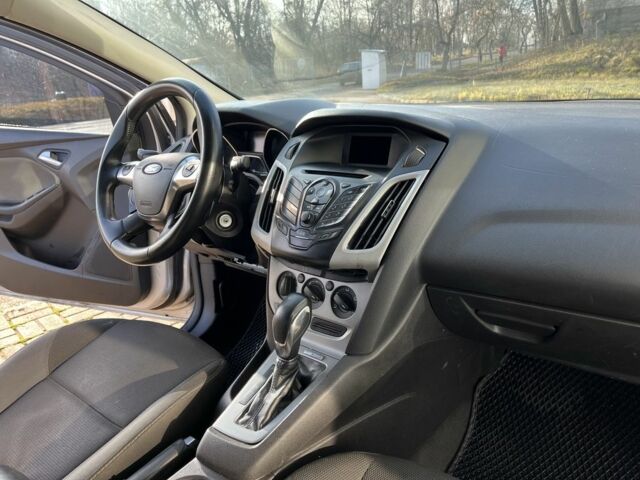 Серый Форд Фокус, объемом двигателя 2 л и пробегом 264 тыс. км за 6800 $, фото 21 на Automoto.ua