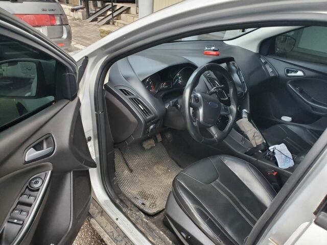 Сірий Форд Фокус, об'ємом двигуна 2 л та пробігом 157 тис. км за 4600 $, фото 6 на Automoto.ua