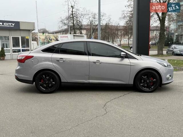 Серый Форд Фокус, объемом двигателя 1 л и пробегом 243 тыс. км за 5300 $, фото 7 на Automoto.ua