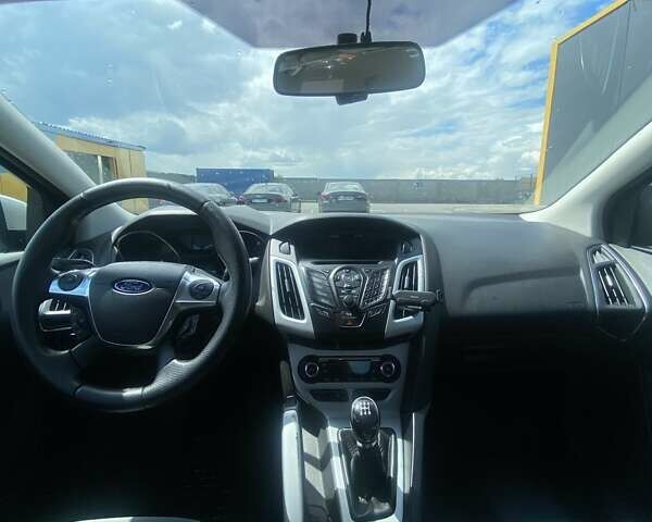 Сірий Форд Фокус, об'ємом двигуна 1 л та пробігом 148 тис. км за 7250 $, фото 6 на Automoto.ua