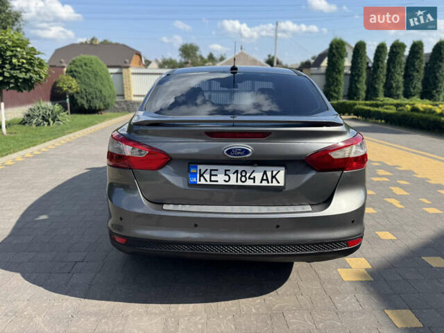 Серый Форд Фокус, объемом двигателя 2 л и пробегом 230 тыс. км за 4950 $, фото 5 на Automoto.ua