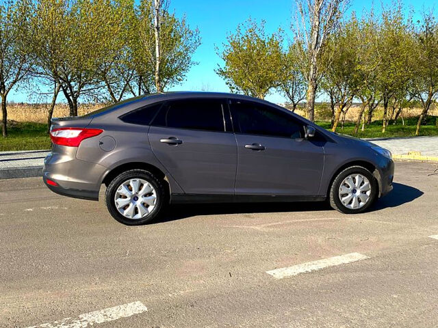 Серый Форд Фокус, объемом двигателя 1 л и пробегом 143 тыс. км за 5800 $, фото 12 на Automoto.ua