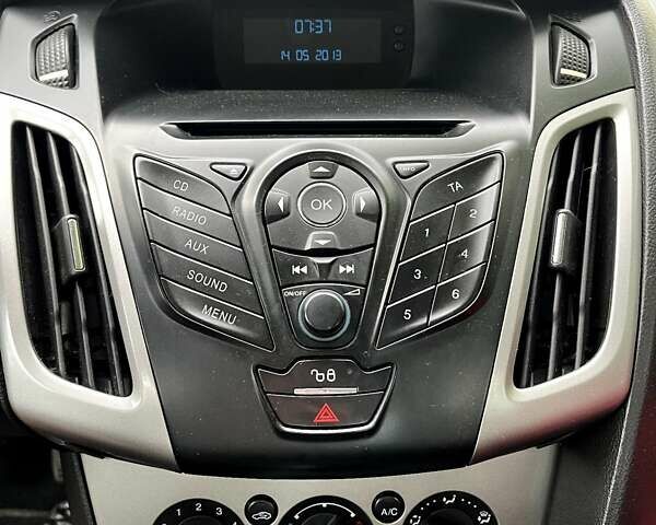 Сірий Форд Фокус, об'ємом двигуна 1 л та пробігом 119 тис. км за 7000 $, фото 14 на Automoto.ua