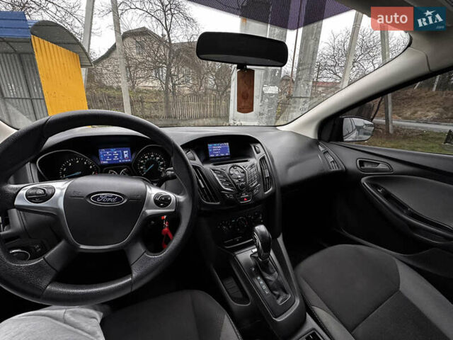 Серый Форд Фокус, объемом двигателя 2 л и пробегом 157 тыс. км за 6800 $, фото 5 на Automoto.ua