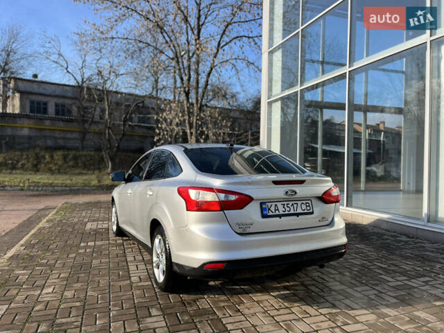 Серый Форд Фокус, объемом двигателя 2 л и пробегом 264 тыс. км за 6800 $, фото 8 на Automoto.ua