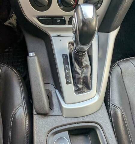 Сірий Форд Фокус, об'ємом двигуна 2 л та пробігом 120 тис. км за 8500 $, фото 17 на Automoto.ua