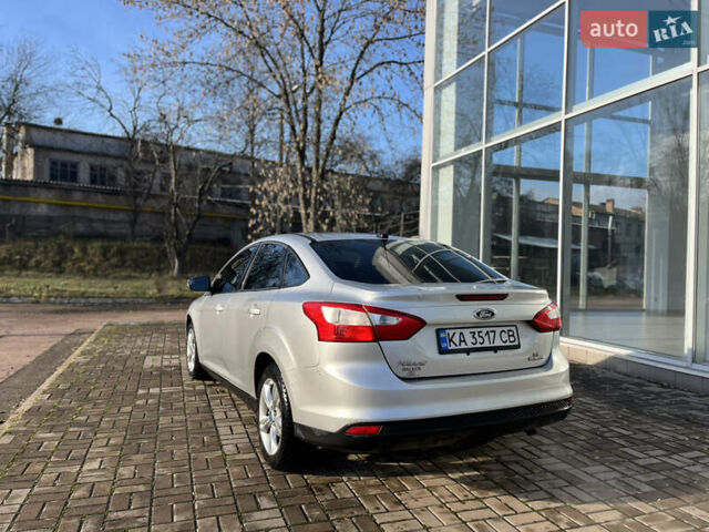 Серый Форд Фокус, объемом двигателя 2 л и пробегом 264 тыс. км за 6800 $, фото 7 на Automoto.ua