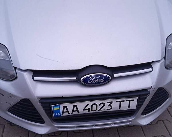 Сірий Форд Фокус, об'ємом двигуна 2 л та пробігом 172 тис. км за 5300 $, фото 21 на Automoto.ua