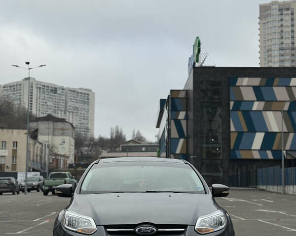 Серый Форд Фокус, объемом двигателя 2 л и пробегом 211 тыс. км за 7200 $, фото 2 на Automoto.ua