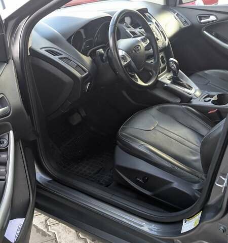 Сірий Форд Фокус, об'ємом двигуна 2 л та пробігом 120 тис. км за 8500 $, фото 13 на Automoto.ua