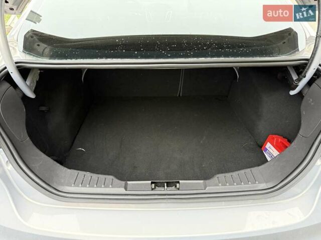 Серый Форд Фокус, объемом двигателя 1 л и пробегом 243 тыс. км за 5300 $, фото 23 на Automoto.ua