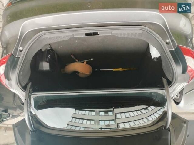 Форд Фокус 2013 у Львові на Automoto.ua Сірий Форд Фокус, об'ємом двигуна 2 л та пробігом 220 тис. км за 8000 $, фото 9 на Automoto.ua