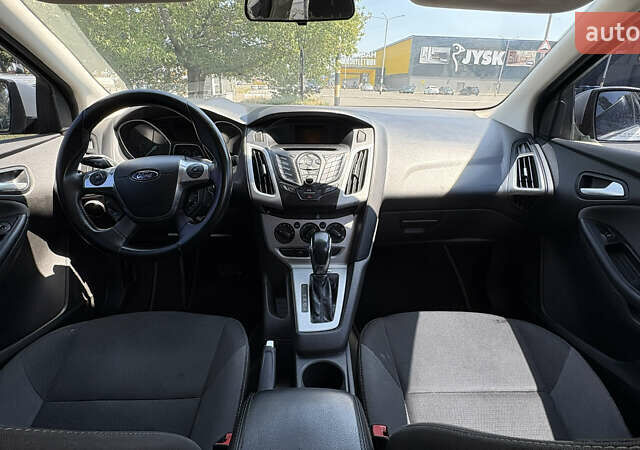 Сірий Форд Фокус, об'ємом двигуна 2 л та пробігом 265 тис. км за 6500 $, фото 11 на Automoto.ua