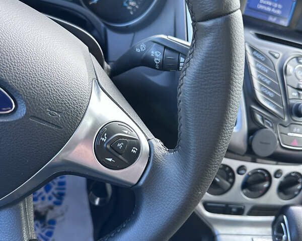 Форд Фокус 2013 в Киеве на Automoto.ua Серый Форд Фокус, объемом двигателя 2 л и пробегом 200 тыс. км за 6400 $, фото 23 на Automoto.ua