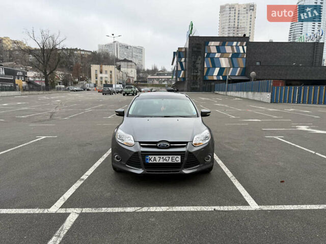 Серый Форд Фокус, объемом двигателя 2 л и пробегом 211 тыс. км за 7200 $, фото 1 на Automoto.ua