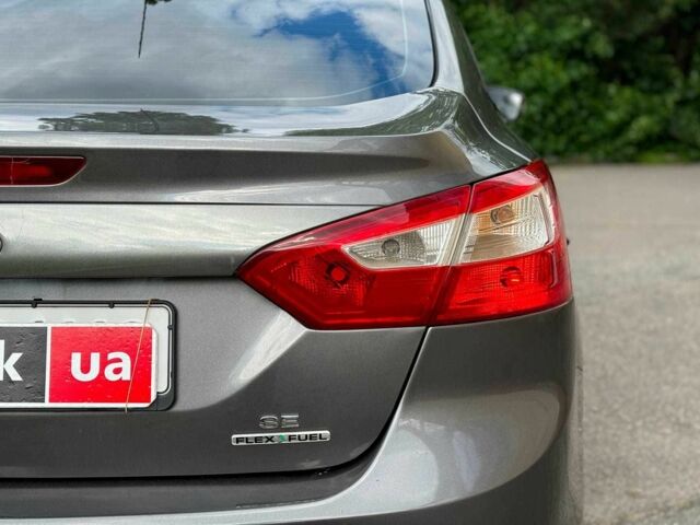 Сірий Форд Фокус, об'ємом двигуна 2 л та пробігом 239 тис. км за 6990 $, фото 11 на Automoto.ua