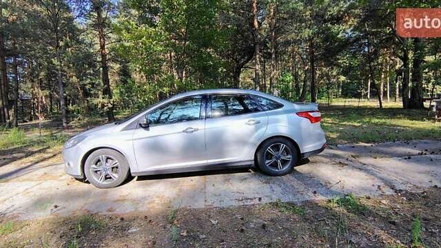 Серый Форд Фокус, объемом двигателя 2 л и пробегом 120 тыс. км за 8200 $, фото 10 на Automoto.ua