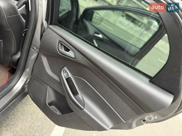 Серый Форд Фокус, объемом двигателя 2 л и пробегом 211 тыс. км за 7200 $, фото 21 на Automoto.ua