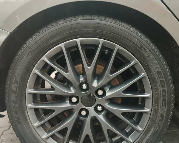 Форд Фокус 2013 у Львові на Automoto.ua Сірий Форд Фокус, об'ємом двигуна 2 л та пробігом 220 тис. км за 8000 $, фото 11 на Automoto.ua