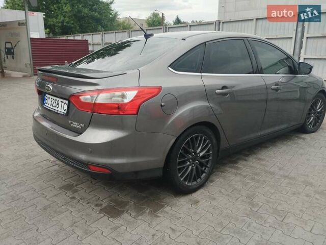 Форд Фокус 2013 у Львові на Automoto.ua Сірий Форд Фокус, об'ємом двигуна 2 л та пробігом 220 тис. км за 8000 $, фото 5 на Automoto.ua