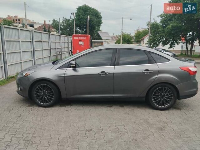 Форд Фокус 2013 у Львові на Automoto.ua Сірий Форд Фокус, об'ємом двигуна 2 л та пробігом 220 тис. км за 8000 $, фото 2 на Automoto.ua
