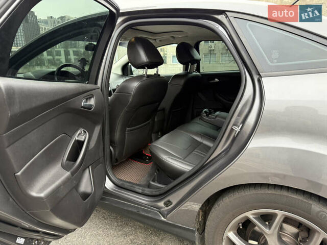 Серый Форд Фокус, объемом двигателя 2 л и пробегом 211 тыс. км за 7200 $, фото 19 на Automoto.ua
