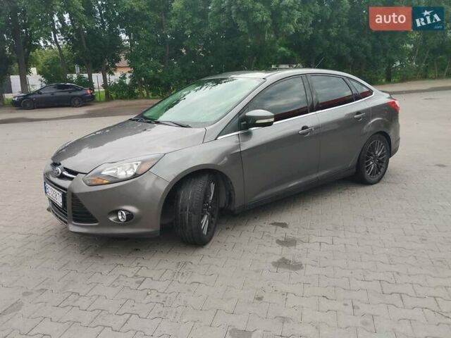 Форд Фокус 2013 у Львові на Automoto.ua Сірий Форд Фокус, об'ємом двигуна 2 л та пробігом 220 тис. км за 8000 $, фото 1 на Automoto.ua